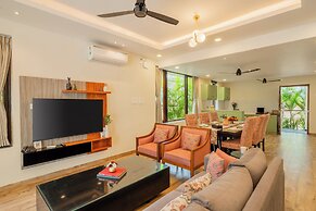 ELIVAAS Villa Valerie 3BHK Pool & Bar