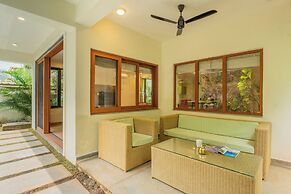 ELIVAAS Villa Valerie 3BHK Pool & Bar