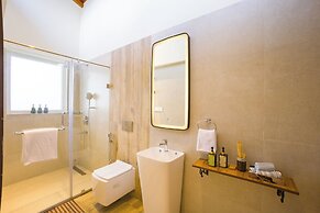 ELIVAAS Antarmann Casa Ember 2BHK