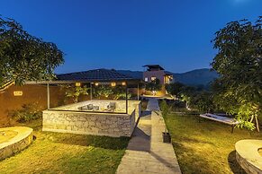 ELIVAAS Cows & Cuddles 4 BHK