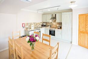 Simmental Cottage Daviot