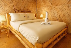 Bunyonyi Luxury Resort