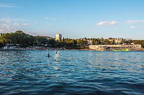 Idro apartments directly at the beach