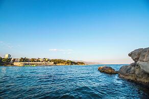 Idro apartments directly at the beach