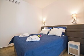 Idro apartments directly at the beach