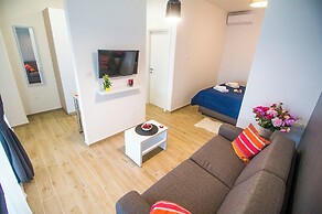 Idro apartments directly at the beach