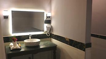 Tuli Orchid - A Boutique Eco Resort