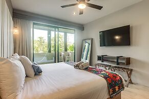 3 Mi to Beach! Tranquil Tulum Oasis w/ Balcony