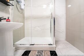 LUX 2bdr Flat Near LTN Airport City Centre