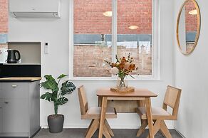 St Kilda Retreat Near Beach & Cafes