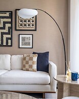Luxurious 1BR at Grande Downtown