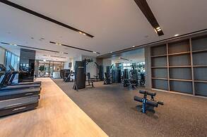 Luxurious 1BR at Grande Downtown