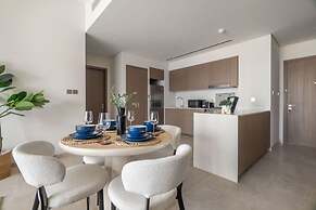Luxurious 1BR at Grande Downtown