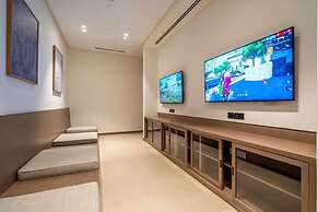 Luxurious 1BR at Grande Downtown