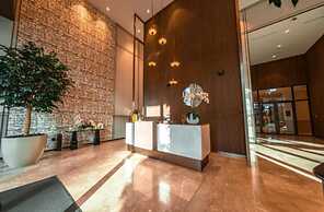 Luxurious 1BR at Grande Downtown