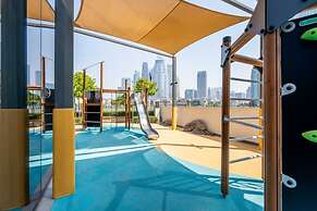 Luxurious 1BR at Grande Downtown
