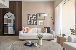 Luxurious 1BR at Grande Downtown