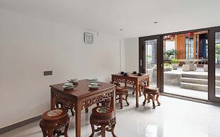 Lijiang Naxi Hereditary Courtyard