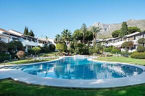 AS EXT Marb Vivero in Marbella