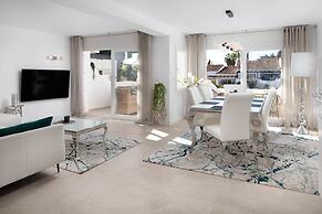 AS EXT Marb Vivero in Marbella