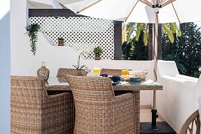 AS EXT Marb Vivero in Marbella
