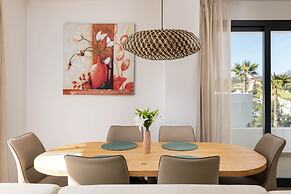AS EXT Estp ONE 80 Suites 211a