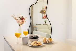 AS EXT Estp ONE 80 Suites 211a