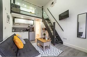 Studio in Central Reading- Next to Town Centre