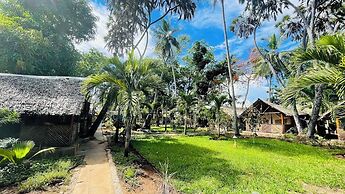 Qwetu Beach Resort Likoni