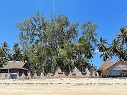 Qwetu Beach Resort Likoni