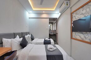 PALMERA INN
