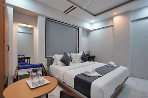 PALMERA INN
