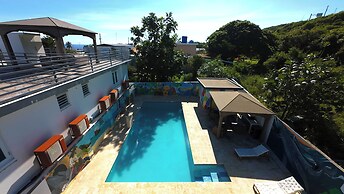 Oceanview Rooftop Escape & Pool