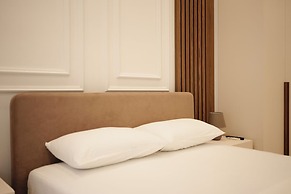 Avra Apartments
