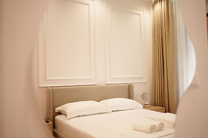 Avra Apartments
