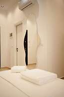 Avra Apartments