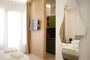 Avra Apartments