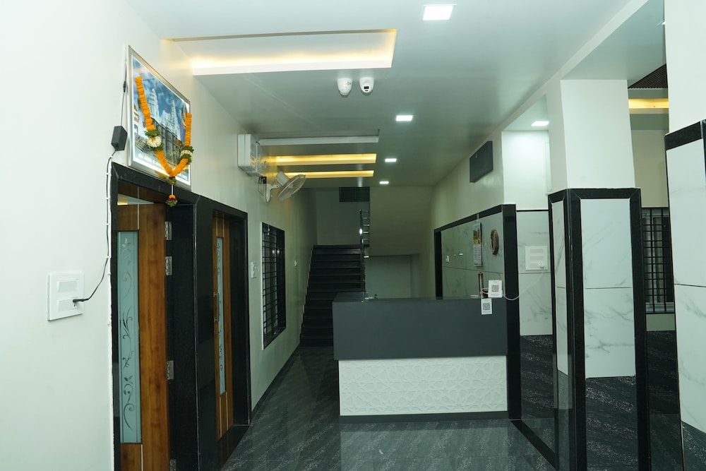 Hotel Shriram Nivas Lodging