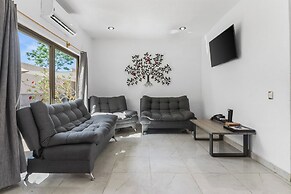 Casa Nacho Hotel by Monyxbnb
