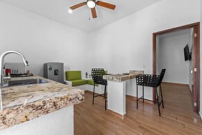 Casa Nacho Hotel by Monyxbnb