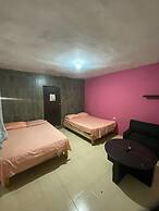 HOTEL Y PIZZERIA CASA INN