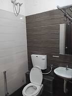 Kiwi Inn Hotel Palda