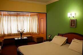 Hotel Sapphire Garden View