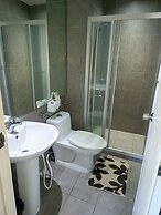 Ultra Luxury 66F Penthouse  Skyline View