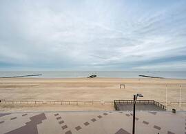 Cozy Knokke Beach Escape