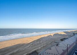 Cozy Knokke Beach Escape