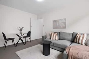 Bright 1-bed Apartment in St Kilda