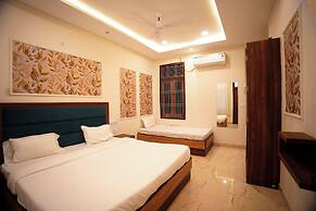 Hotel Maruti Nandan