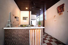 Hotel Maruti Nandan