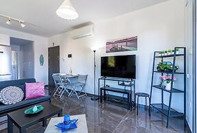 Kmeidos 1-BR Apt & Balcony in Larnaca